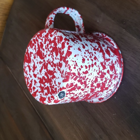 Red Splatterware Enameled Mug - Picture 5 of 6